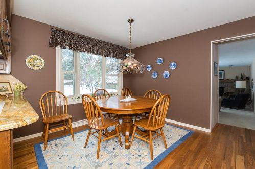 2910 5 St, Kalamazoo MI 49009-8589 exterior