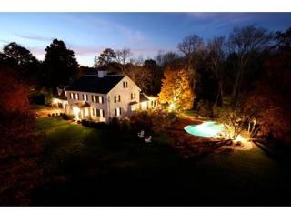 233 Washington St, Hanover MA  02339-2399 exterior