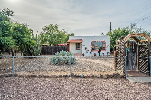 4006 Fairmount St, Tucson AZ 85712-3926 exterior