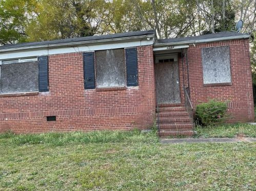 1703 Lisbon Dr, Atlanta, GA 30310-4732