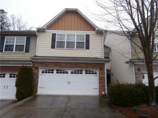 1611 Creek Bend Ln, Lawrenceville GA  30043-7866 exterior