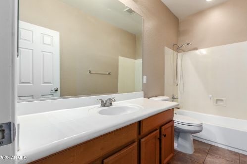 42908 46th Ave, Phoenix AZ  85087-5973 exterior