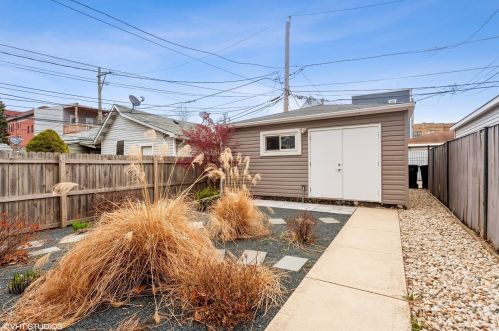 1939 Monticello Ave, Chicago IL 60647-2312 exterior