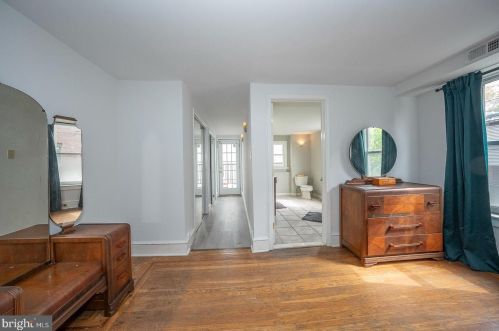 1309 Dickinson St, Philadelphia PA 19147-6221 exterior