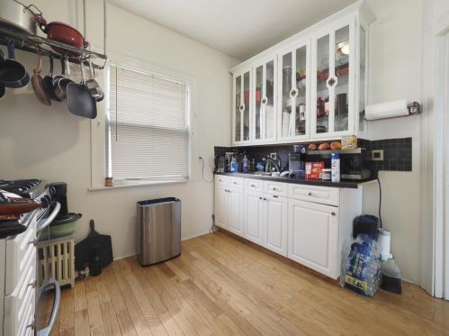 3054 Sayre Ave, Chicago IL 60634-2376 exterior