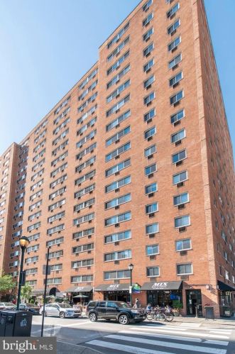 2101 Chestnut St, Philadelphia PA  19103-3197 exterior