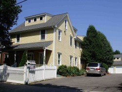 44 Rustic St, Newton MA 02458-1024 exterior