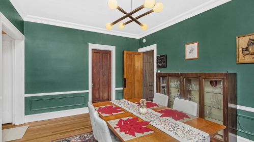 6211 Greenview Ave, Chicago IL  60660-1822 exterior