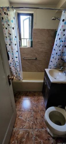 1541 Metropolitan Ave, Bronx NY 10462-6174 exterior