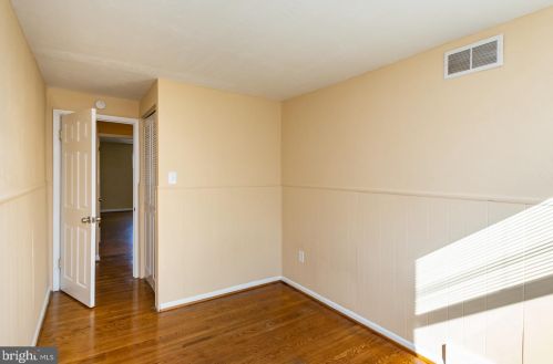 4032 Gideon Rd, Chester PA 19015-1906 exterior