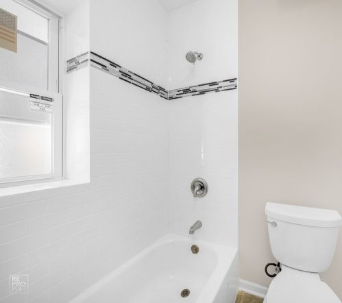 735 91st St, Chicago IL 60617-4409 exterior