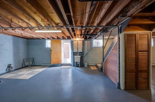 496 Lougeay Rd, Pittsburgh PA 15235-4505 exterior