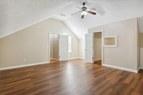 1560 Rogers Crossing Dr, Lithonia GA  30058-7005 exterior