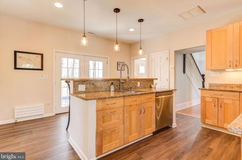 7509 Jackson Ave, Silver Spring MD 20912-5707 exterior