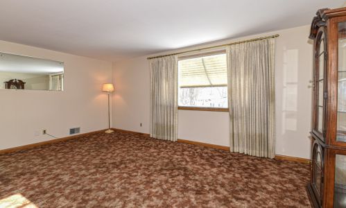 5416 Midland Dr, Milwaukee WI 53220-1420 exterior