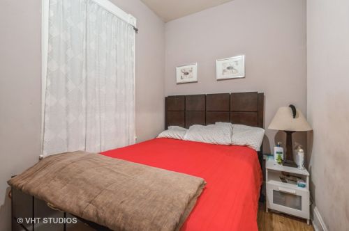 2007 Cullerton St, Chicago IL  60608-2620 exterior