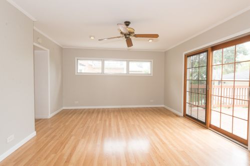 1737 74th Ave, Chicago IL 60707-2612 exterior