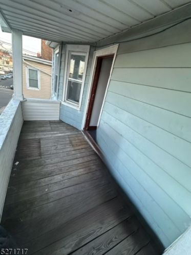 368 Paxton St, Paterson NJ  07503-2422 exterior