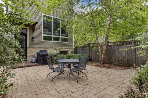 3800 Paulina St, Chicago IL 60609-2057 exterior