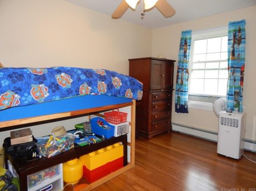 436 Babcock Hl Rd, Exeter CT 06249-1301 exterior