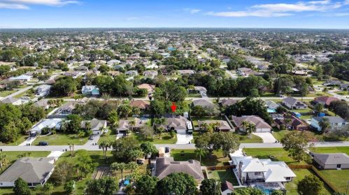 3851 Ramspeck St, Fort Pierce FL  34953-5381 exterior