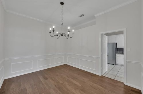 357 Bayshore Dr, Montgomery TX  77356-4738 exterior