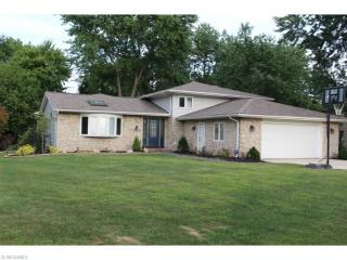 3045 Meadow Ln, Cleveland OH  44145-4943 exterior