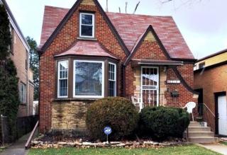 6216 Saint Louis Ave, Chicago, IL 60659-2210