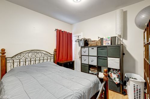 2415 Kildare Ave, Chicago IL 60629-4935 exterior