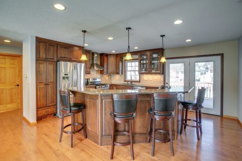 1735 Eugene St, Saint Paul MN 55110-3341 exterior