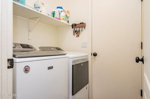 3021 Imagination Dr, Tucson AZ  85730-1271 exterior