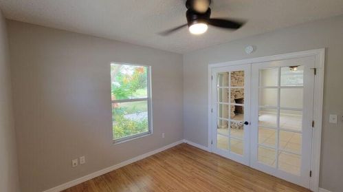 2442 Grand Dr, Fort Pierce FL  34952-6532 exterior