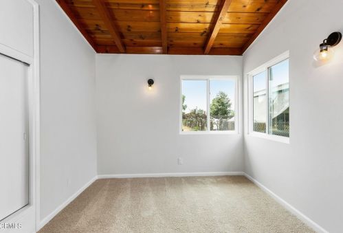 974 Orange Dr, Oxnard CA  93036-1834 exterior