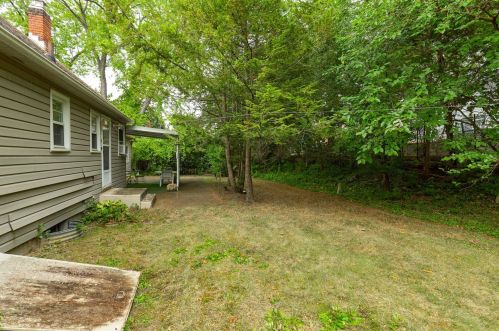 20 Marwood Dr, Poughkeepsie NY 12601-5430 exterior