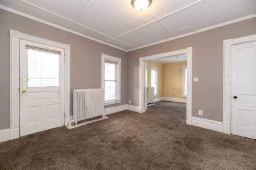 1408 Westnedge Ave, Kalamazoo MI 49007-2426 exterior