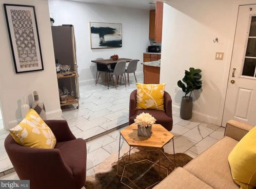 585 University Blvd, Silver Spring MD  20901-3780 exterior