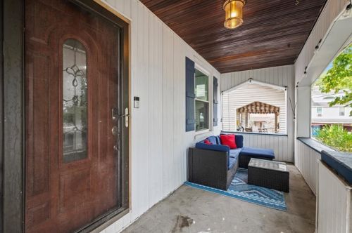 7442 Fleming St, Pittsburgh PA 15212 exterior