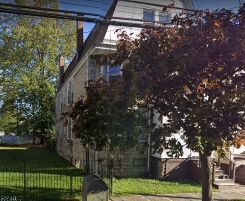 64 Cummings St, Irvington, NJ 07111-2511