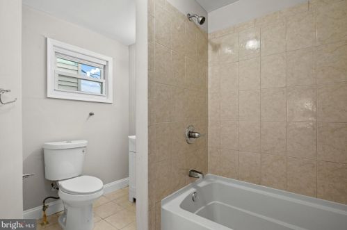 2341 Marshall St, Philadelphia PA 19148-3824 exterior