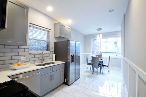 7807 Carpenter St, Chicago IL 60620-2922 exterior