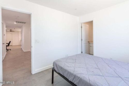 3128 Desert Cove Ave, Phoenix AZ  85029-4203 exterior