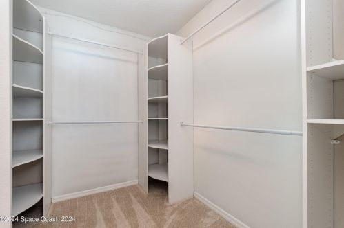 1290 Mercedes Dr, Merritt Island FL 32952-6056 exterior