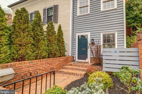 527 Wilkes St, Alexandria VA  22314-3723 exterior