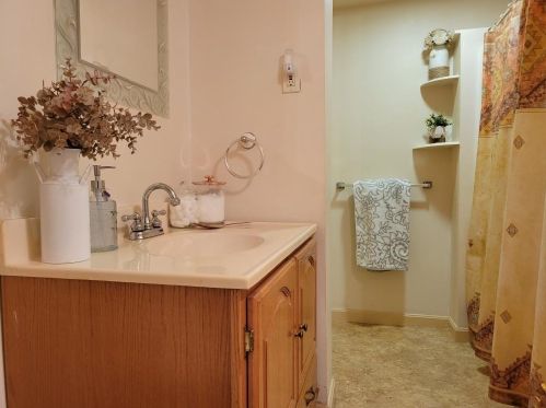 80 Community Dr, Concord NH 03303-1618 exterior