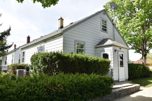 4572 70th St, Milwaukee WI  53218-5407 exterior