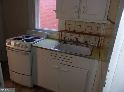 821 Mifflin St, Huntingdon PA 16652-1435 exterior