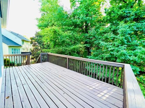 10900 Chatburn Way, Duluth GA 30097-7803 exterior