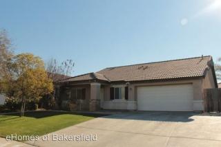 11725 Copernicus Ave, Bakersfield CA  93312-5647 exterior