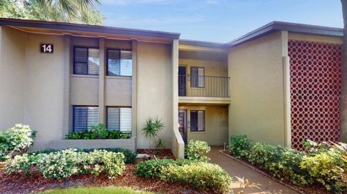 14 Escondido Ct, Altamonte Springs, FL 32701-4413