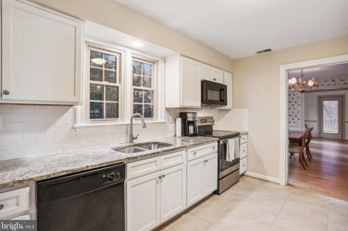 1117 Notley Rd, Silver Spring MD 20904-5970 exterior